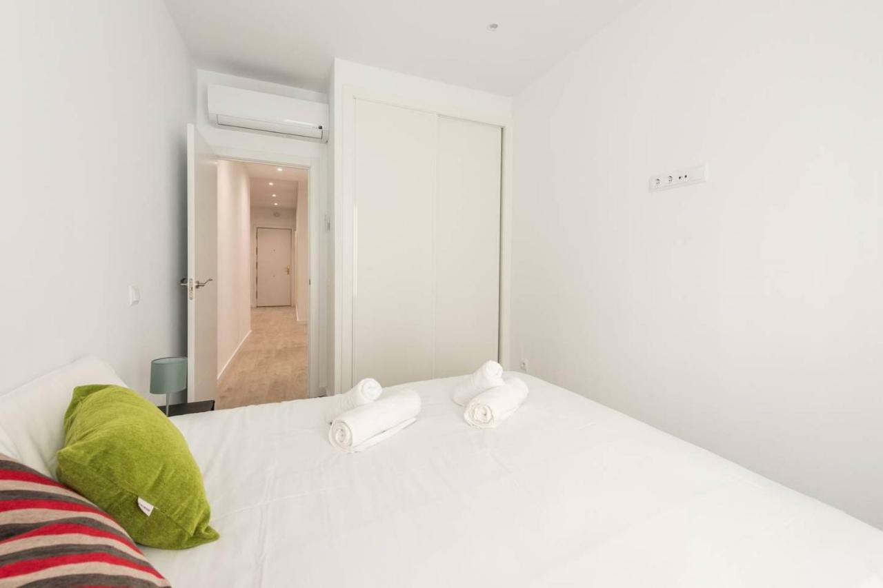 Modern With Ideal Location Next To Atocha Station マドリード エクステリア 写真